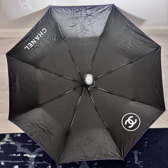 Chanel Airlines Umbrella Retractable NIB - Picture 4 of 11